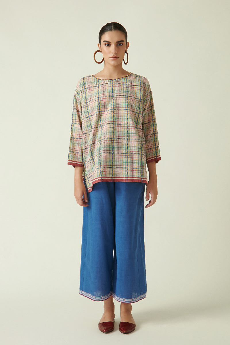PYRUS TOP