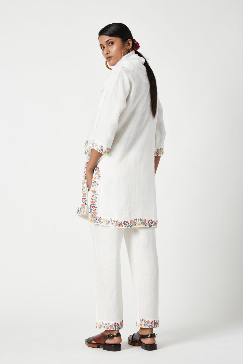 Jardin Embroidered Kurta Set