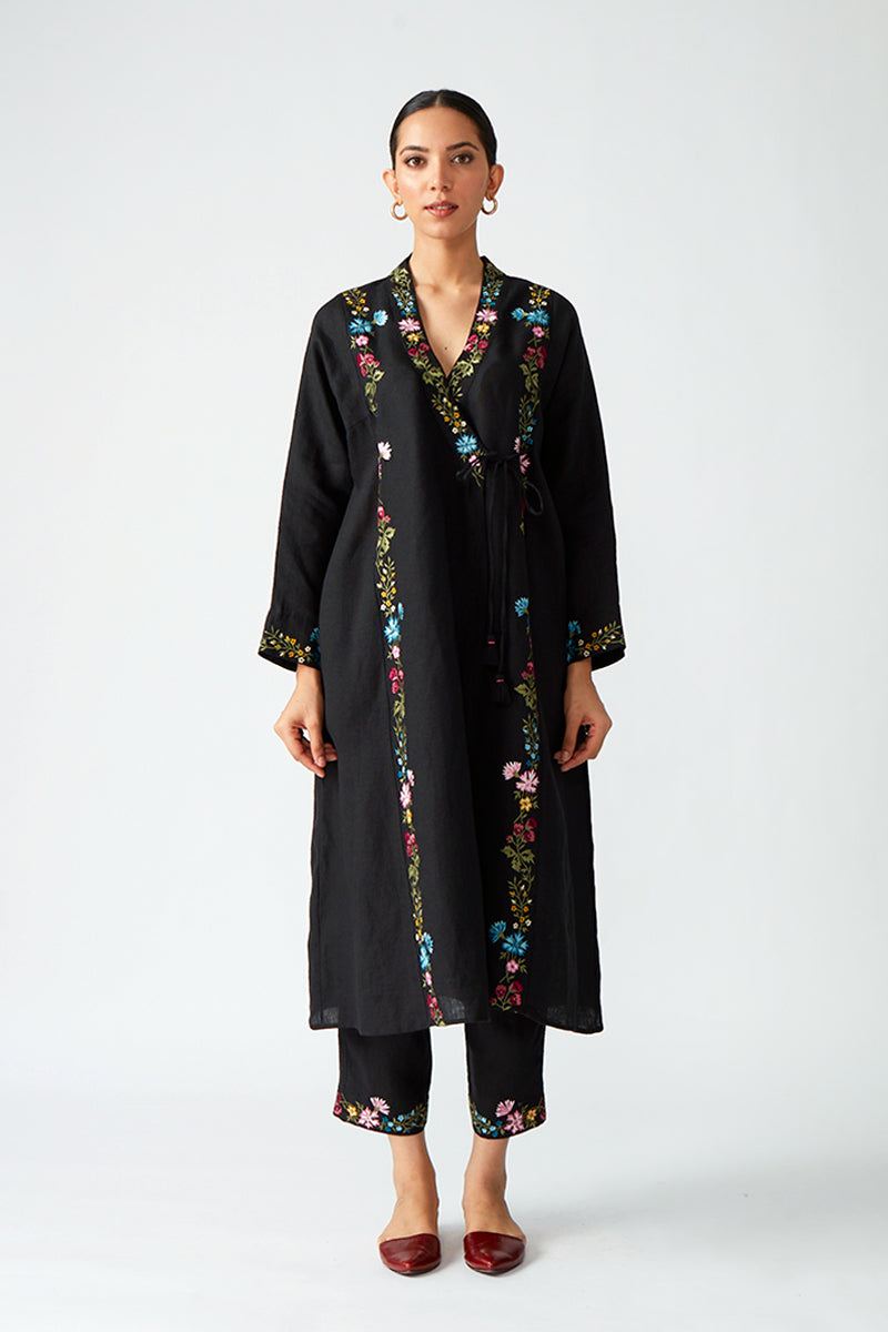 TRITELEIA EMBROIDERED KURTA PANT SET (2PCS)