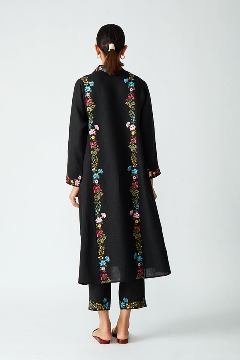 TRITELEIA EMBROIDERED KURTA PANT SET (2PCS)