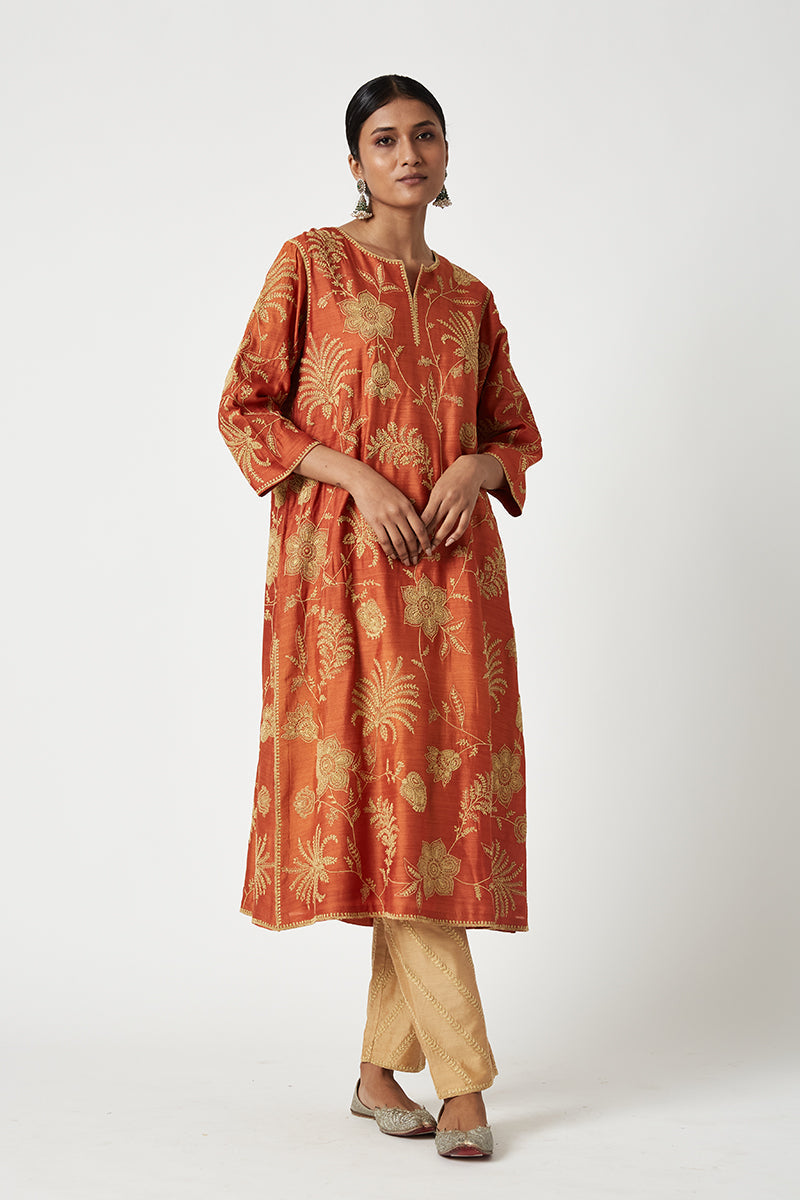 Shriya Embroidered Kurta Set