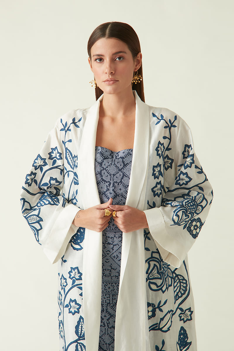 WOKAM EMBROIDERED OVERLAY