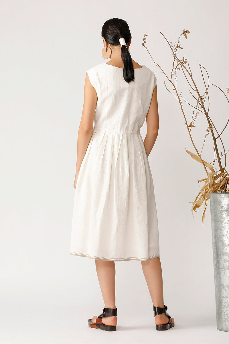 CHESTNUT SLEEVELESS DRESS