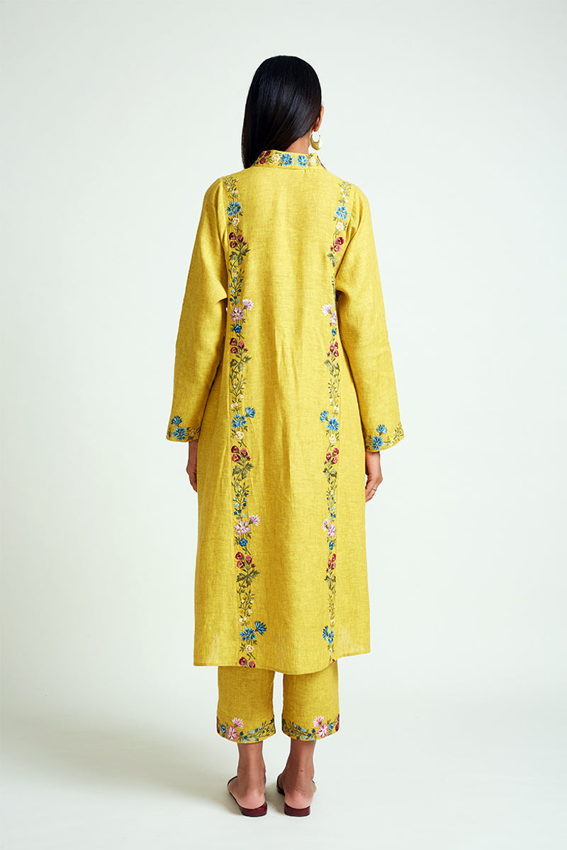 IXORA EMBROIDERED KURTA PANT SET