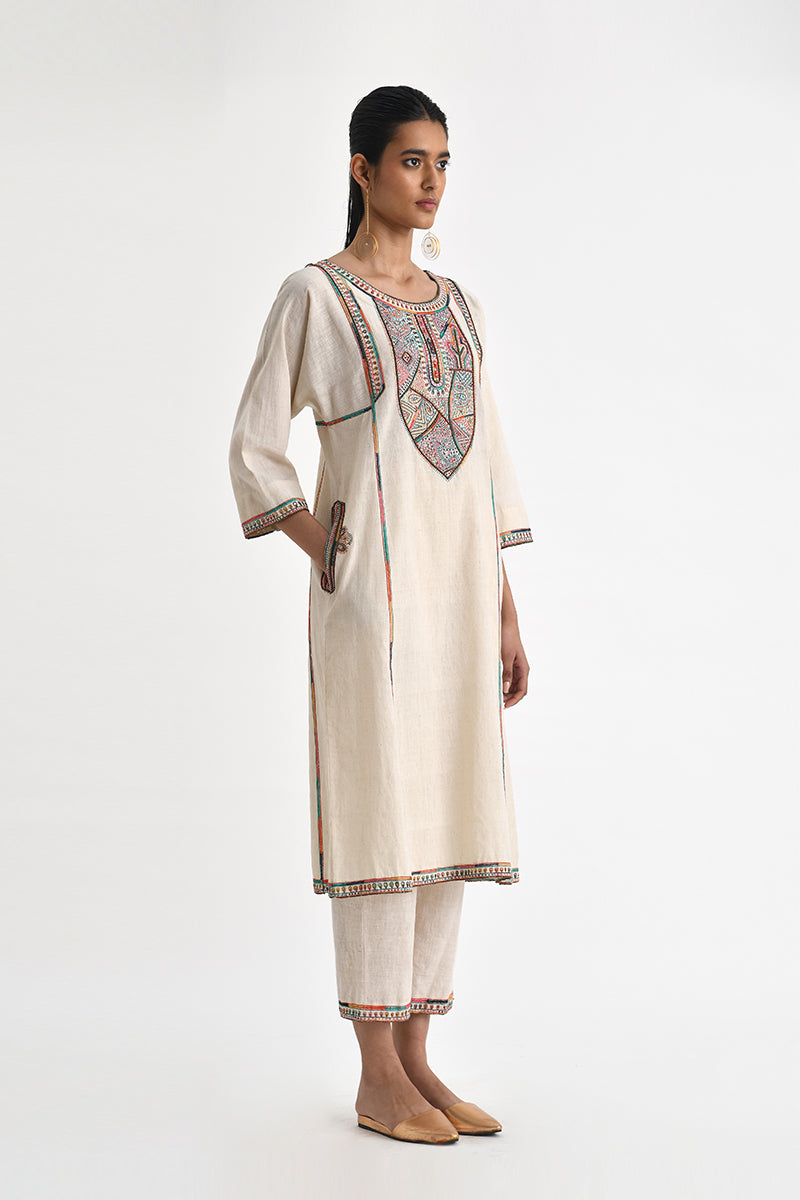 Kastro Embroidered Yoke 
Tunic With Pants