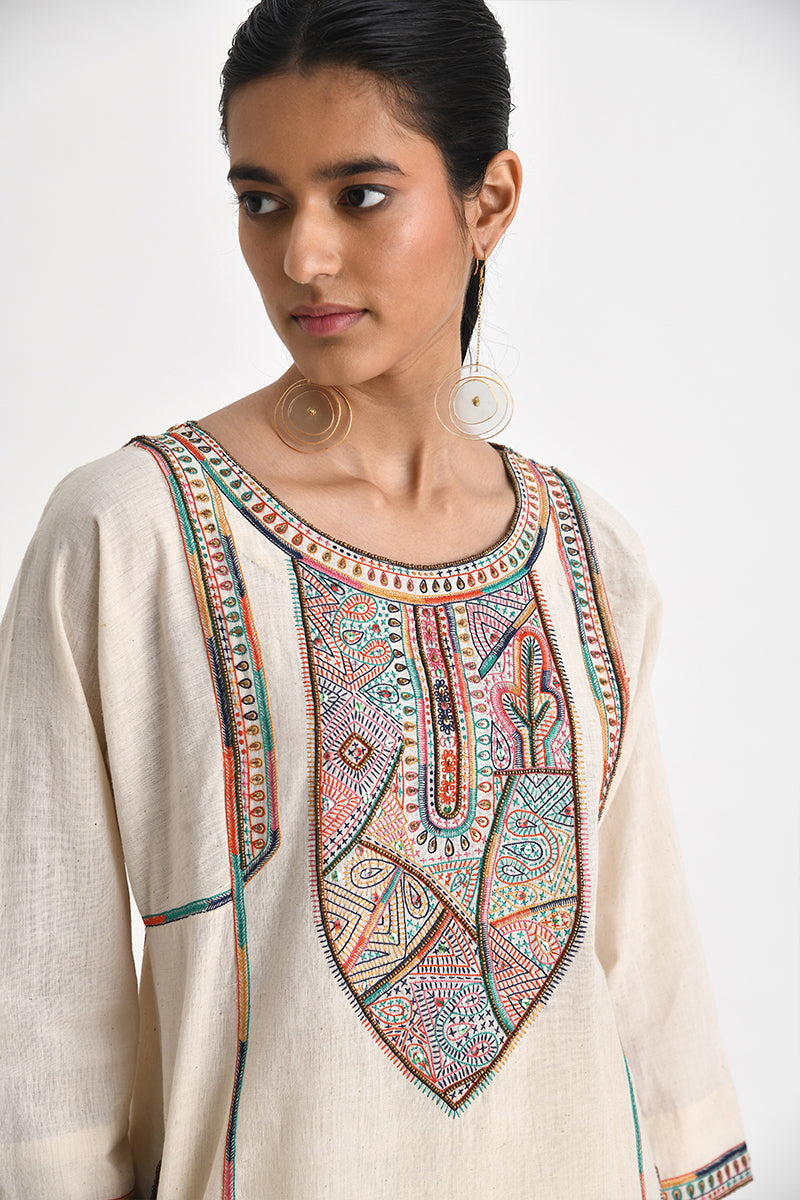 Kastro Embroidered Yoke 
Tunic With Pants