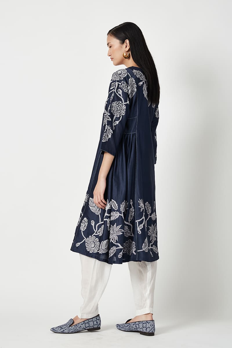 TIMOR APPLIQUE KURTA SET