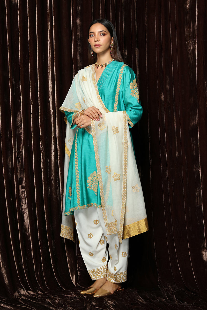 Nazia Kurta Set