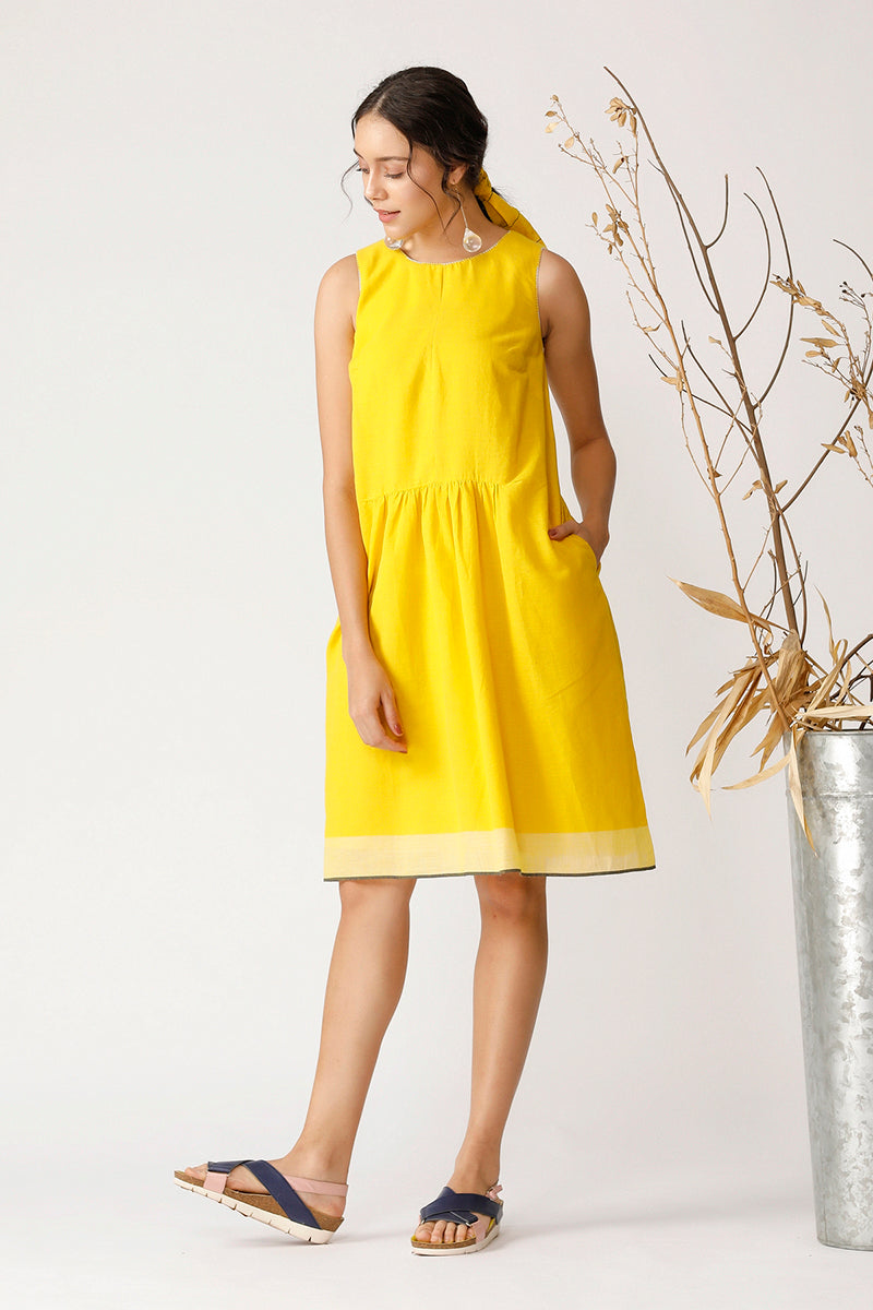 MILEY SLEEVELESS DRESS